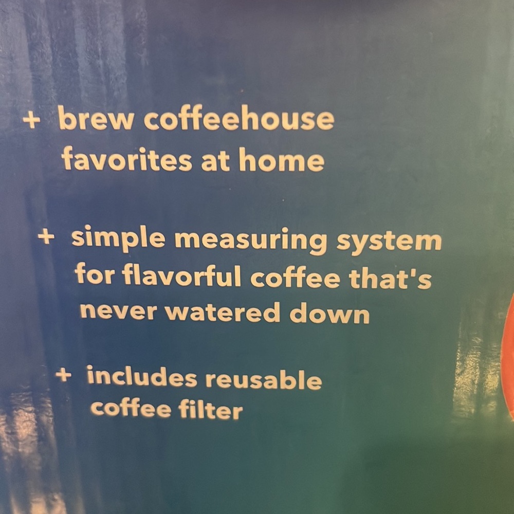 Mr. Coffee Iced + Hot coffee maker. No Pod reusable filter. Great deal!!! - Picture 7 of 9